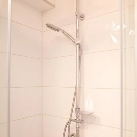 Apartman Hidden Getaway With Two Bedroom By The St Stephen's Basilica *