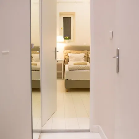 Hidden Getaway With Two Bedroom By The St Stephen's Basilica * Budapest